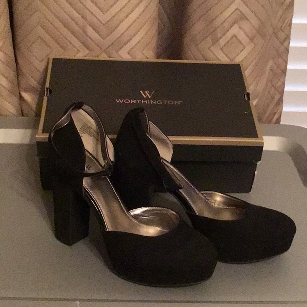 *New Black platform Mary Jane shoes